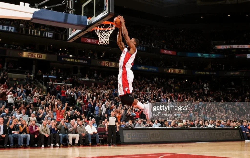 NBA 2025赛季最精彩表现的十大篮球球员及乐鱼体育独家分析