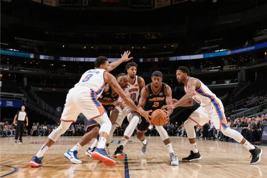 篮球比赛激烈对抗场面